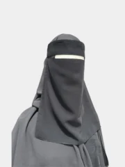 Niqab - Image 2