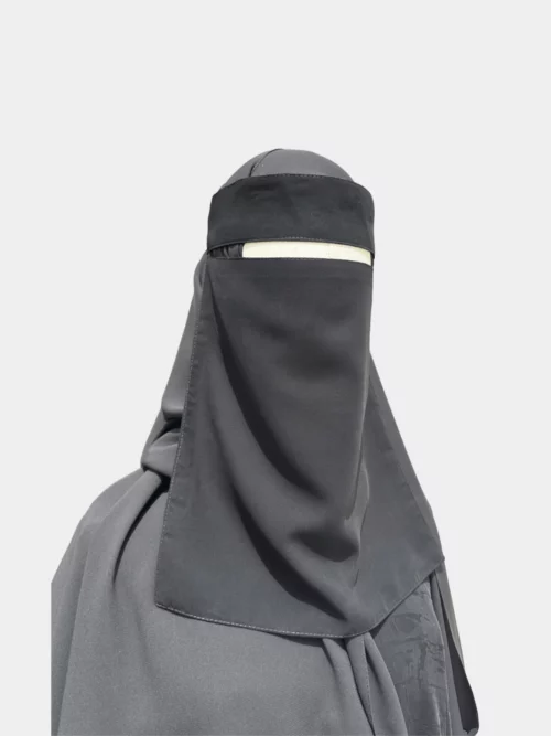 Niqab - Image 2